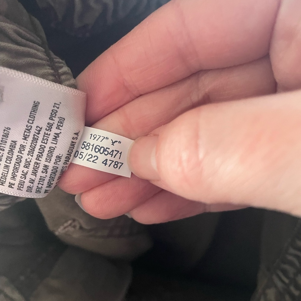 American Eagle Outfitters Lyocell Blend Cargo Pants Relaxed Fit Size 6 - Picture 7 of 9